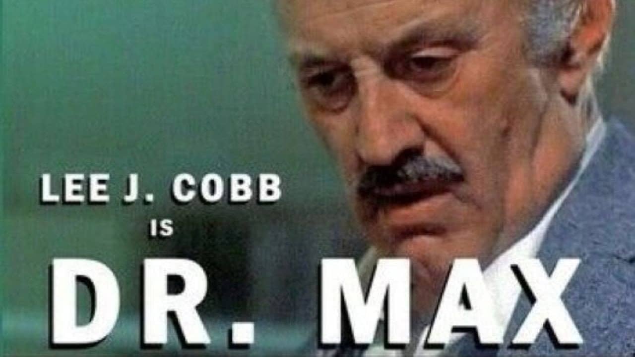 Dr. Max backdrop