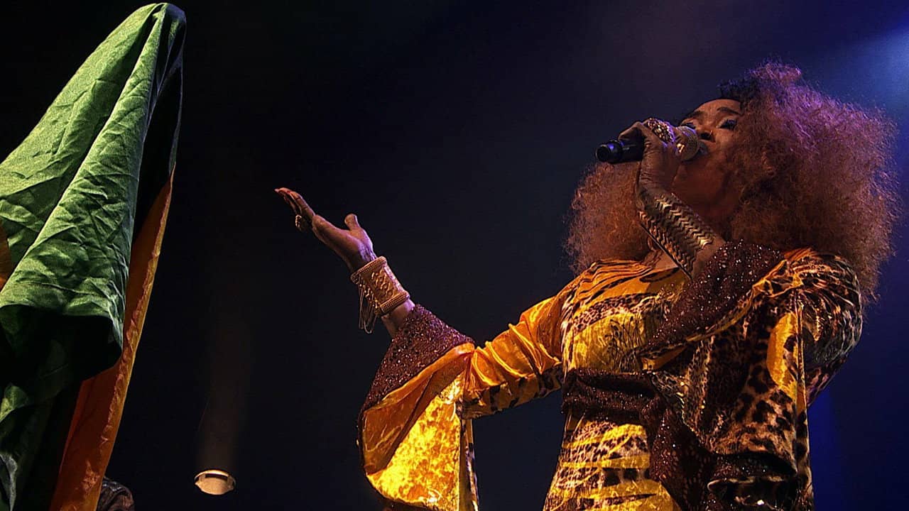 Oumou Sangaré à la Cigale 2018 backdrop