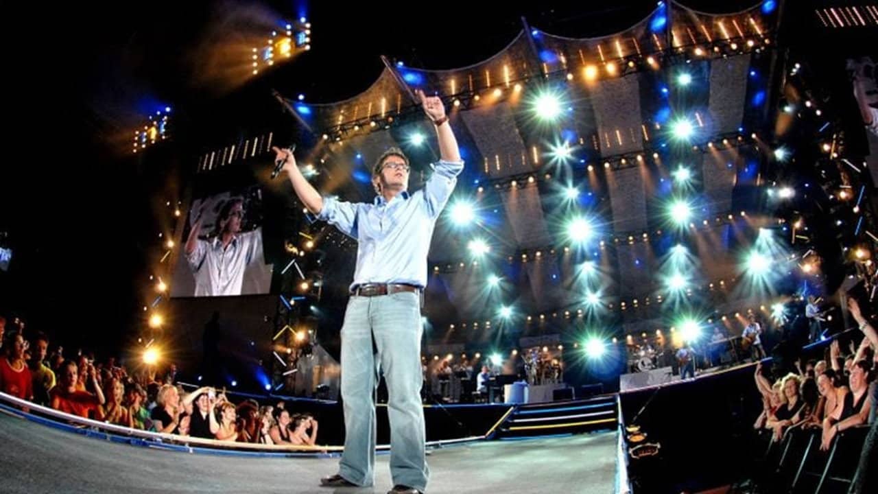 Guus Meeuwis - Groots Met Een Zachte G 2007 backdrop