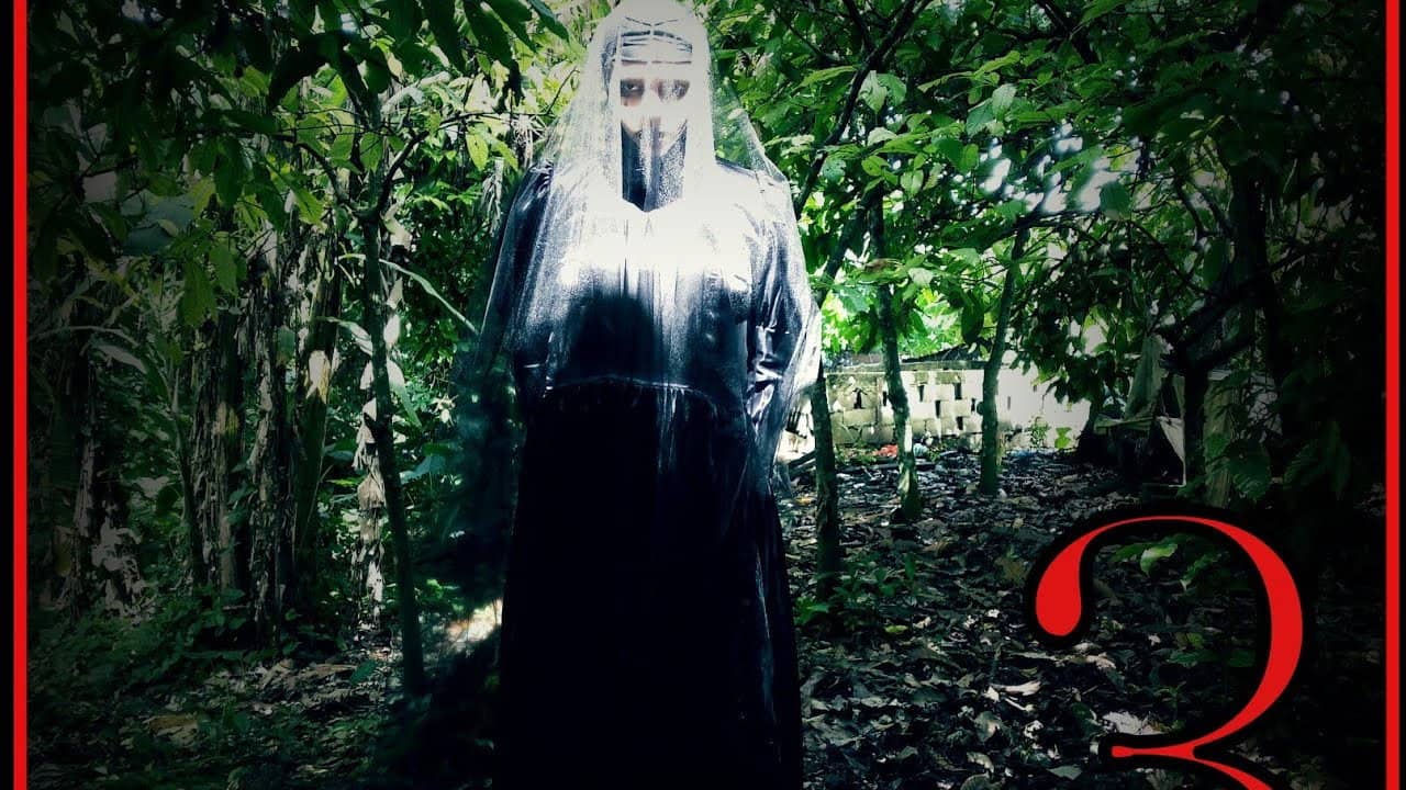 La Bruja 3: El Final backdrop