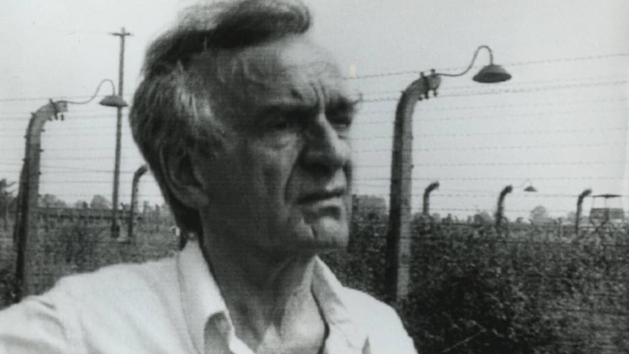 Elie Wiesel Goes Home backdrop