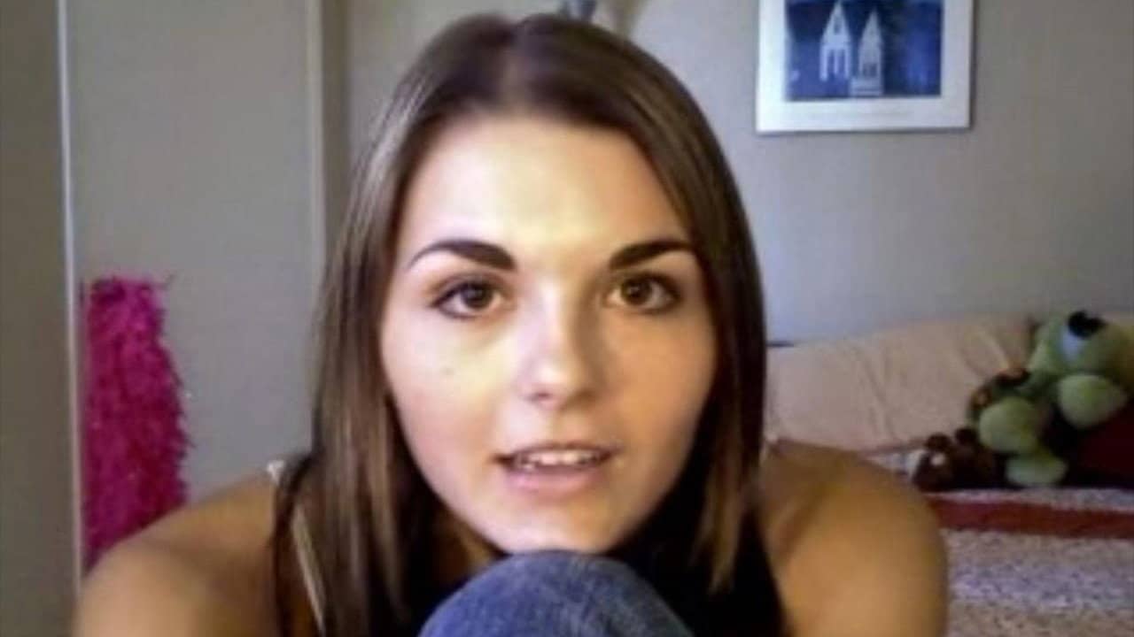 lonelygirl15 backdrop