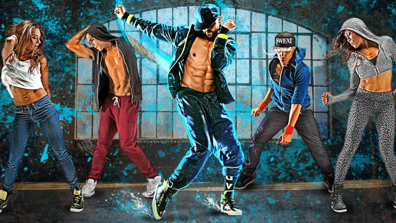 Cize - Full Out backdrop