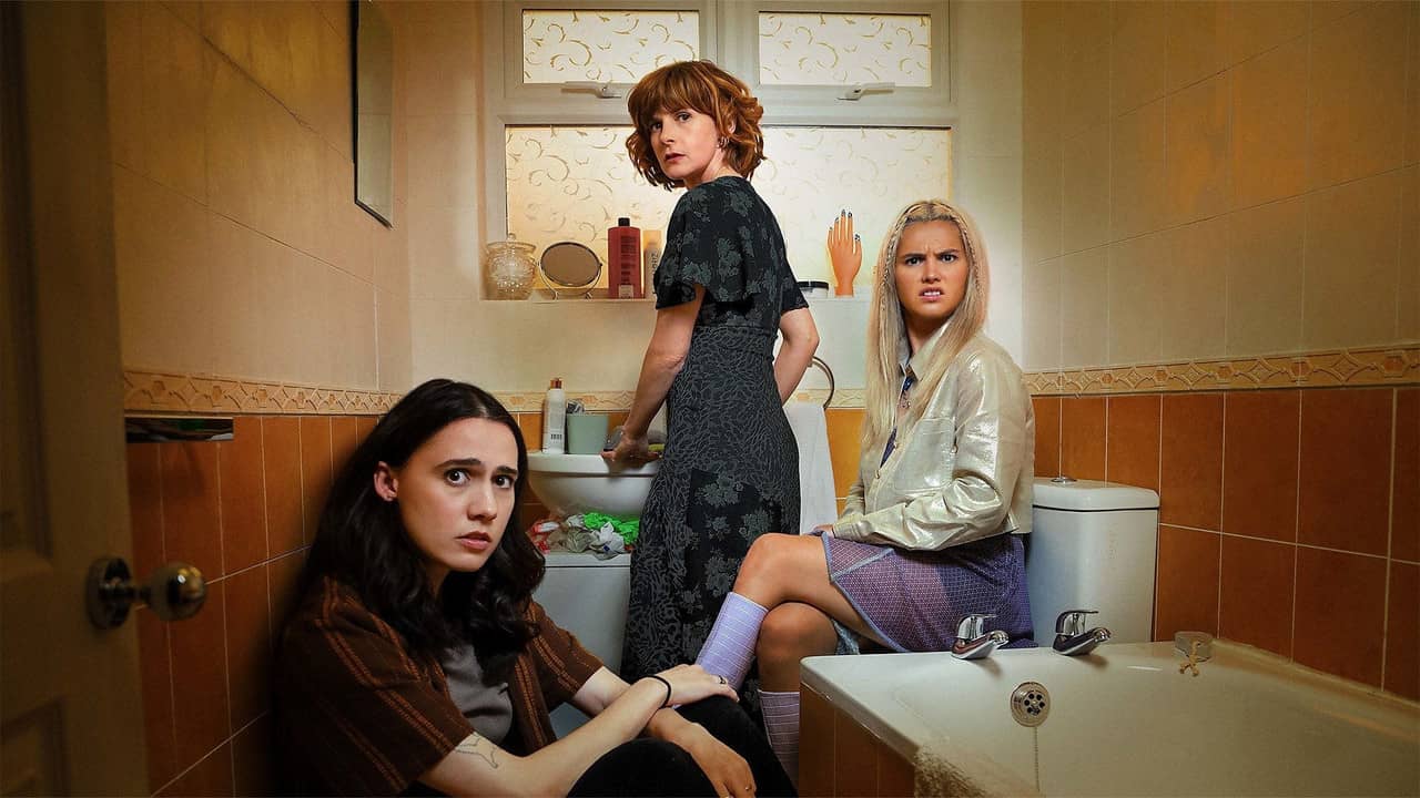 Such Brave Girls backdrop
