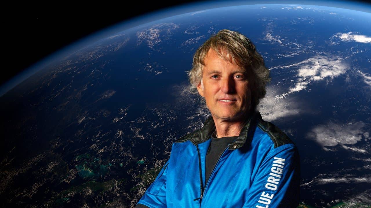 Calleja en el Espacio backdrop