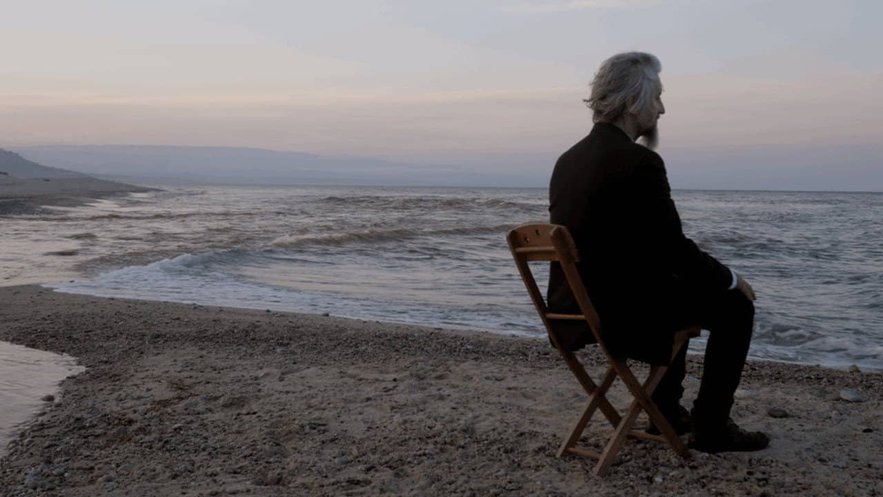 The hidden sea backdrop