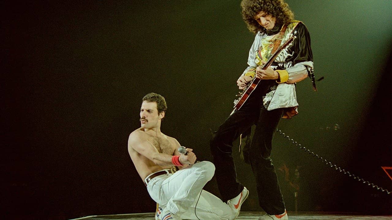 Queen Rock Montreal backdrop