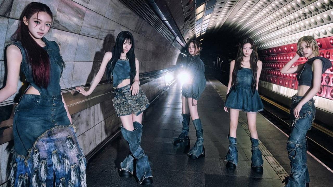 ITZY 3rd World Tour Tunnel Vision in Seoul backdrop
