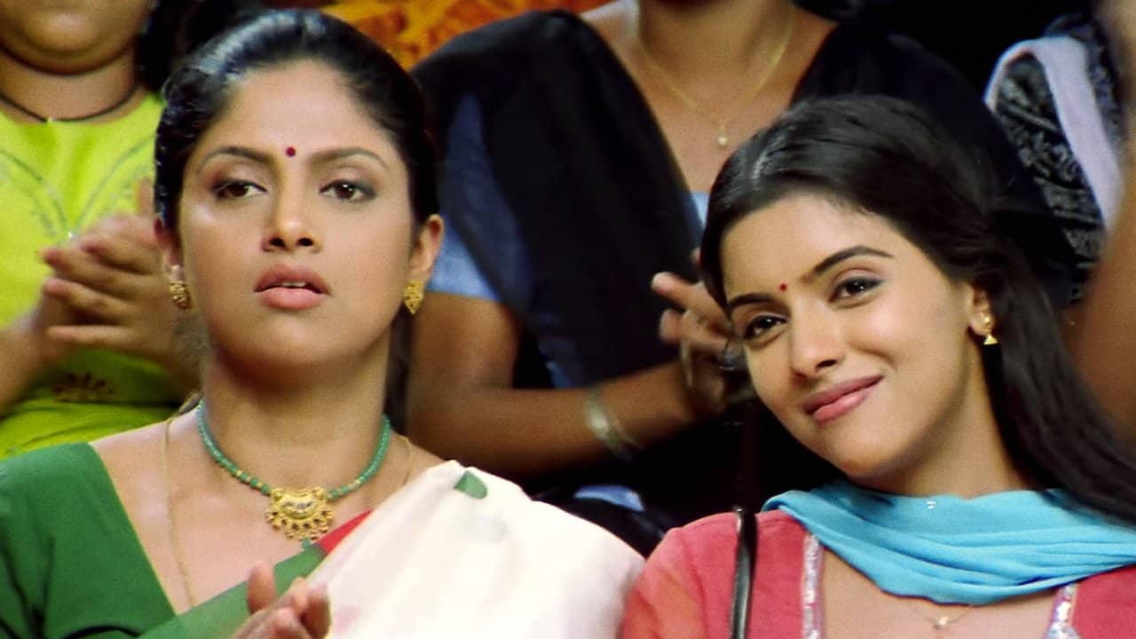 M. Kumaran S/O Mahalakshmi backdrop