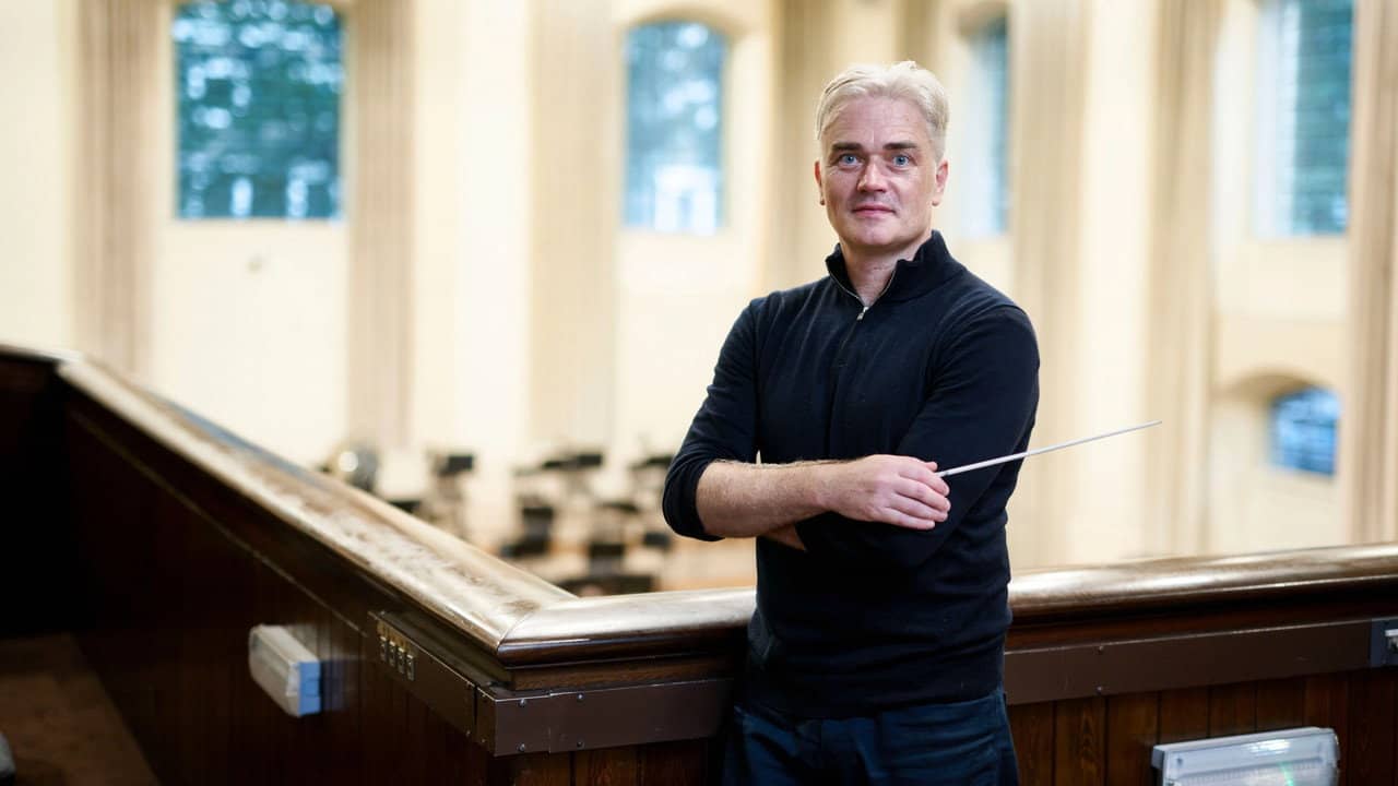 Backstage with the London Philharmonic Orchestra backdrop