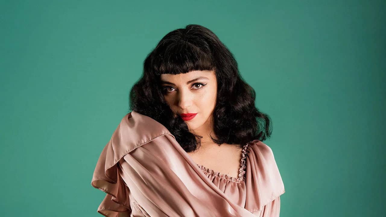 Mon Laferte: Festival de Viña del Mar 2020 backdrop