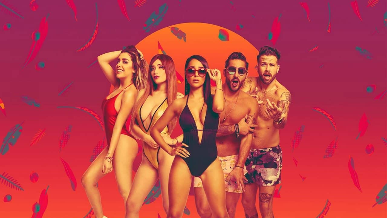 Acapulco Shore backdrop