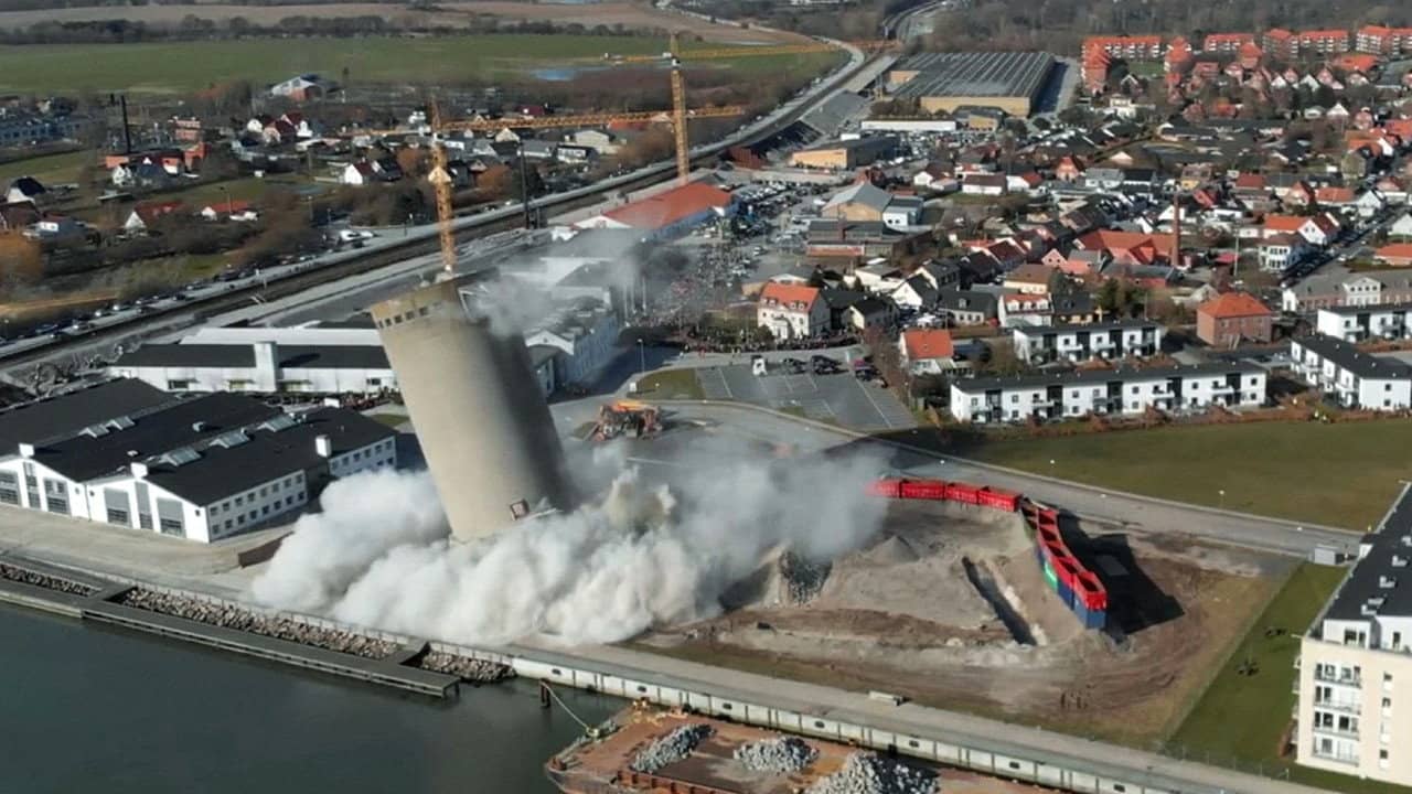 When Demolitions Go Wrong backdrop