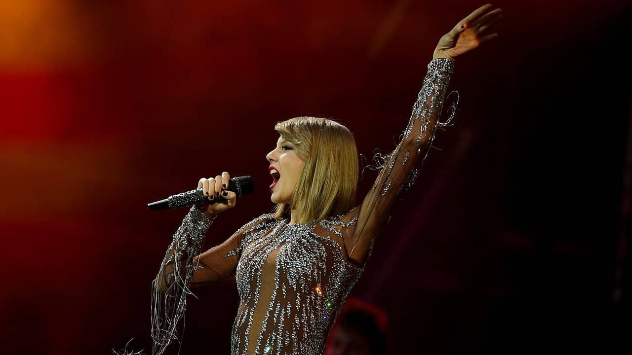 Taylor Swift: BBC Radio 1's Big Weekend backdrop