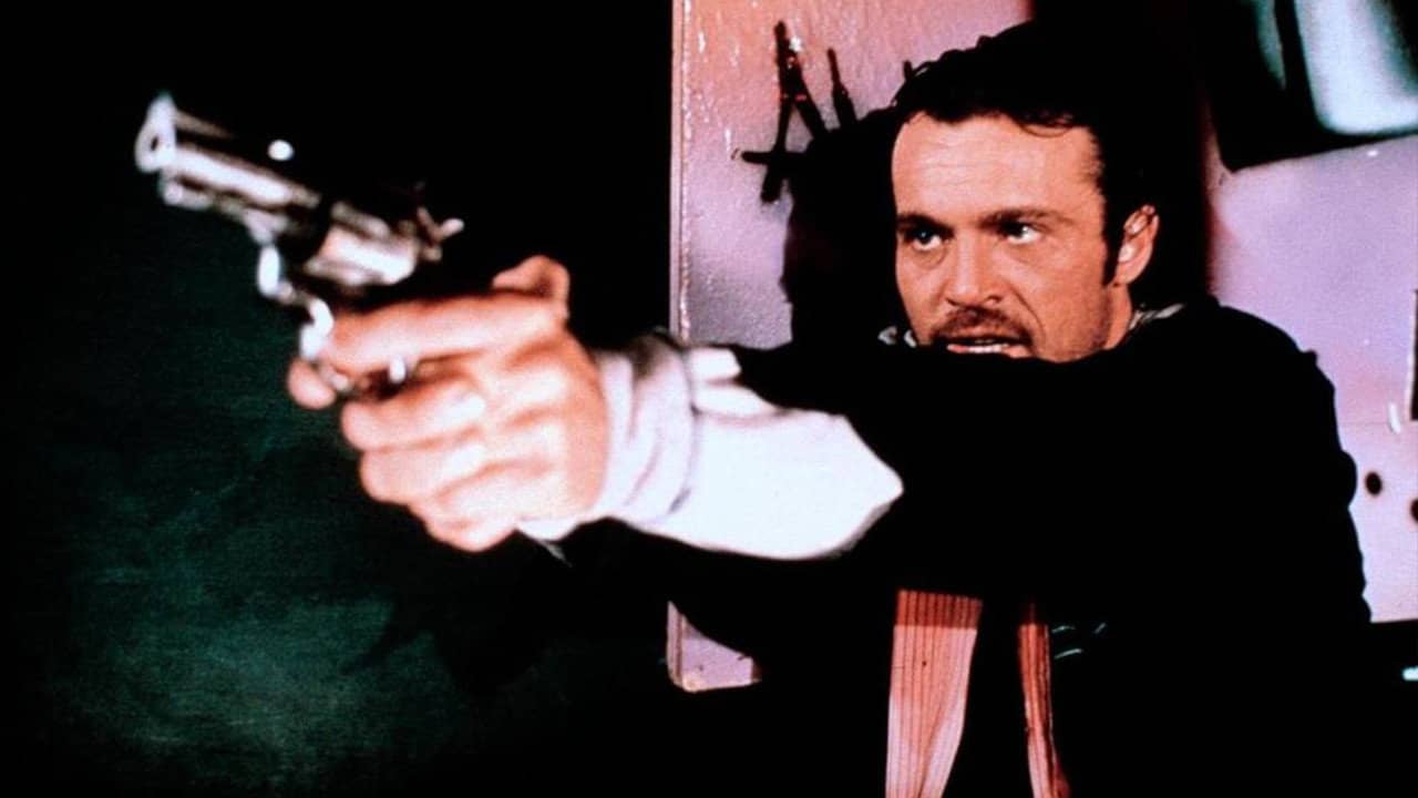 Poliziotti backdrop