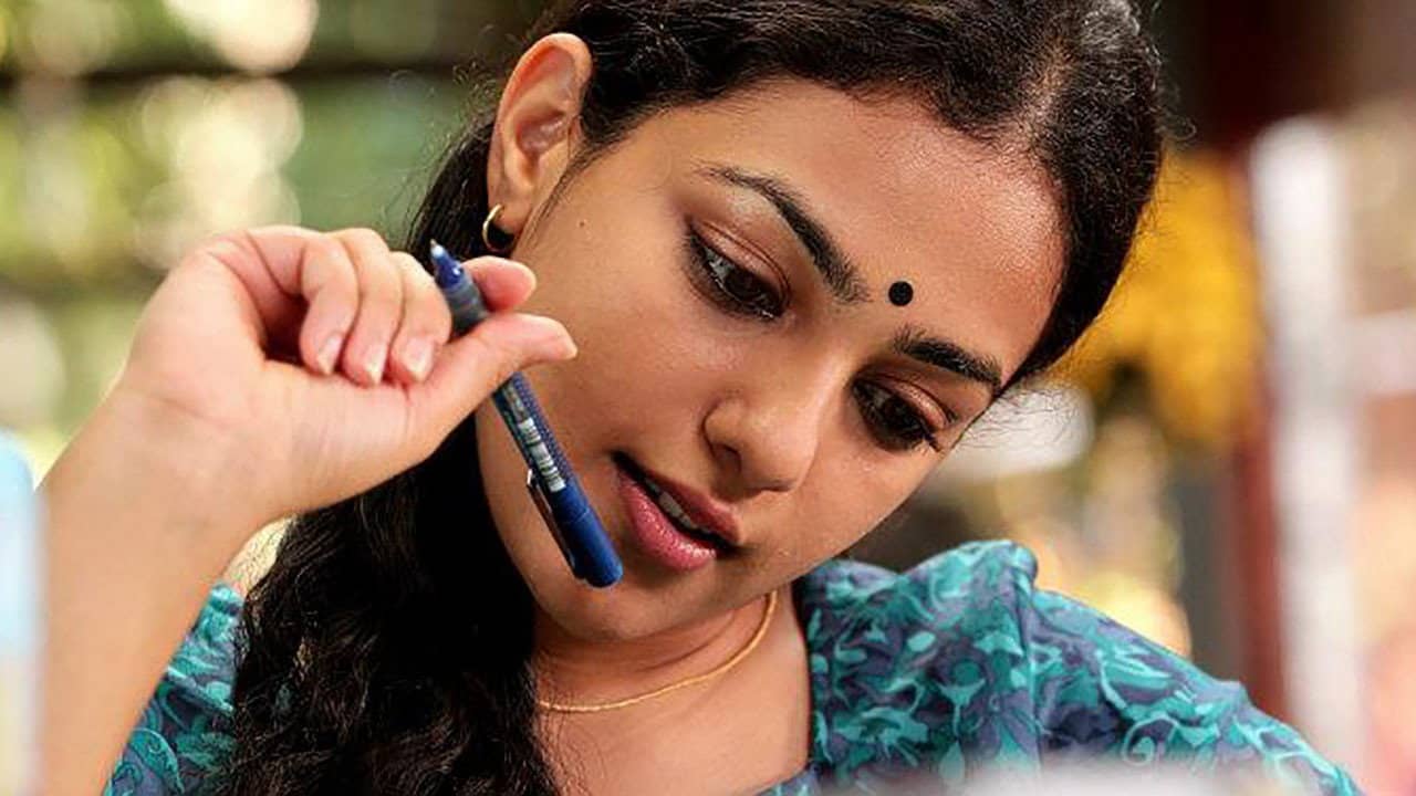 Thalsamayam Oru Penkutty backdrop