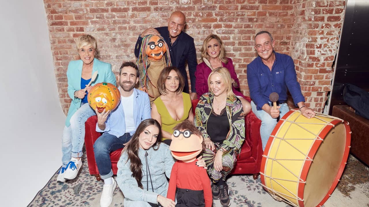La familia de la tele backdrop
