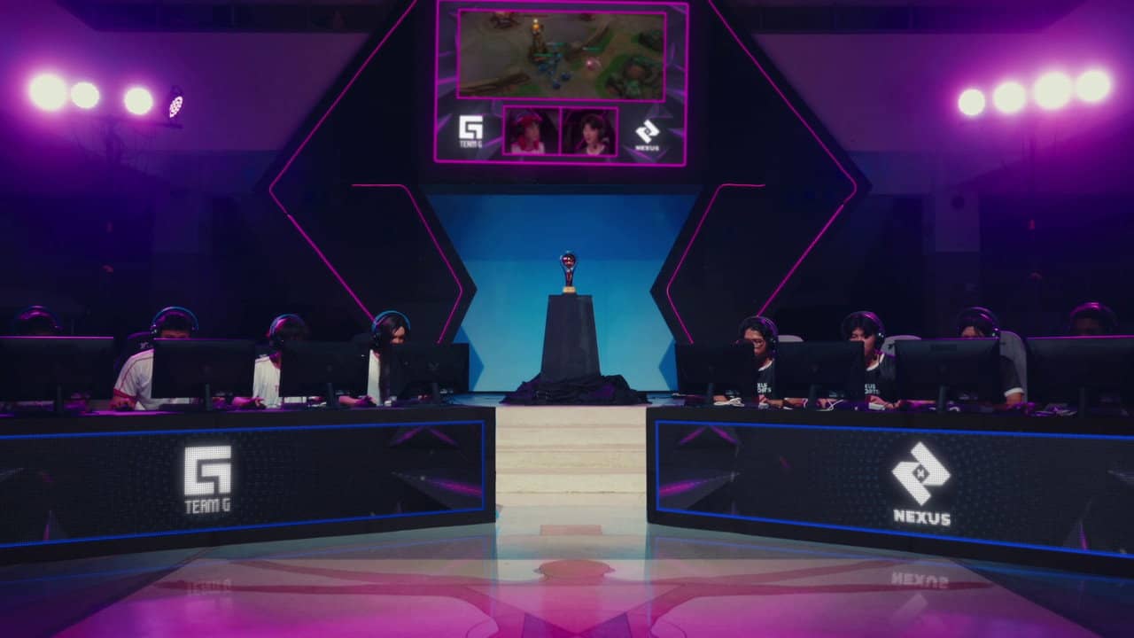 G! backdrop