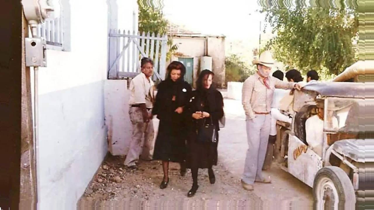 La Tuba de Goyo Trejo backdrop
