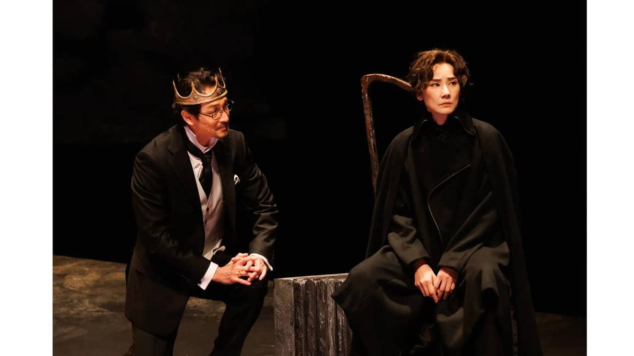 Hamlet Q1 backdrop