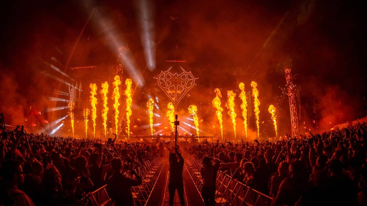 ISOxo & Skrillex @ Niteharts Festival 2025 backdrop