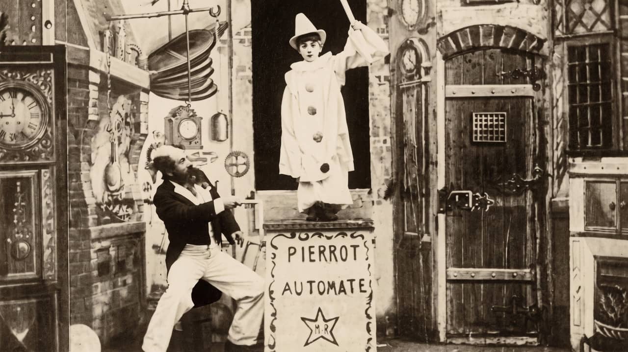 Gugusse and the Automaton backdrop