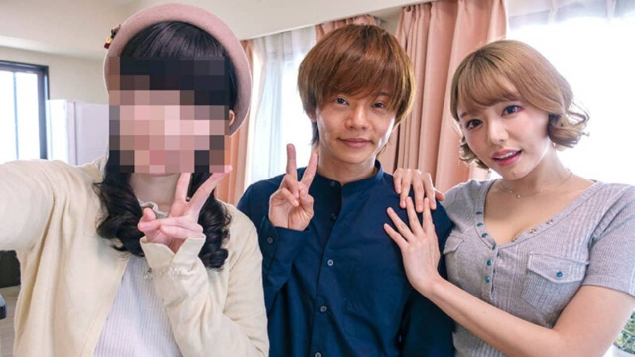 I'm Secretly Fucking My Girlfriend's Mom Behind Her Back — Mao Hamasaki backdrop