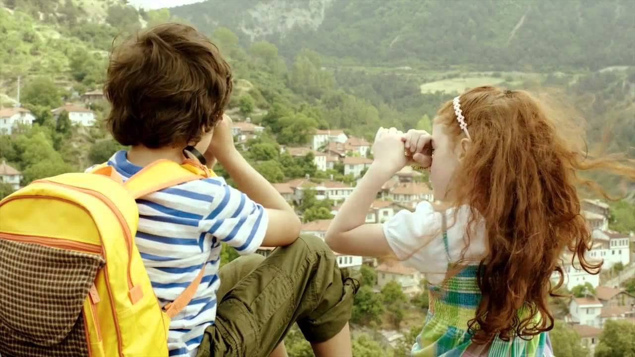 El Yazısı backdrop