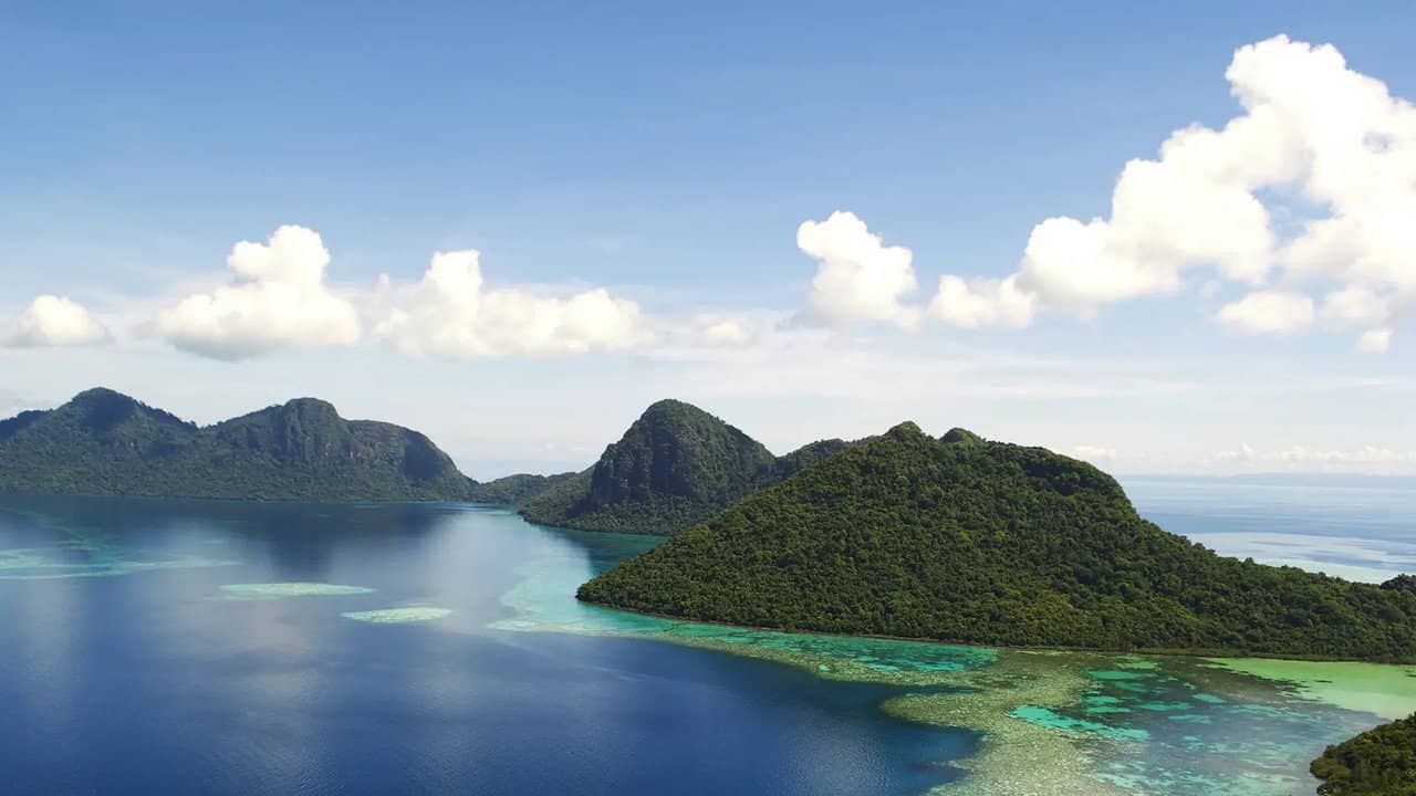Asia – Secret Lives, Hidden Places backdrop