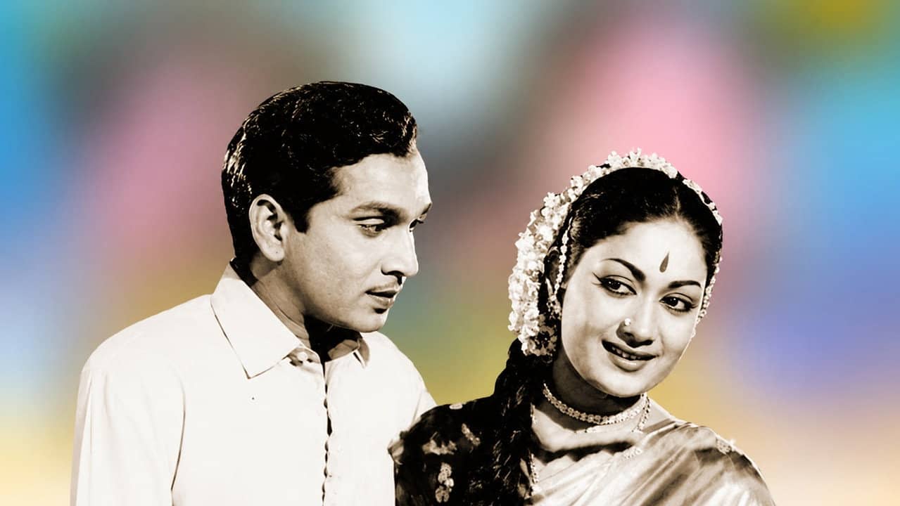 Thodi Kodallu backdrop