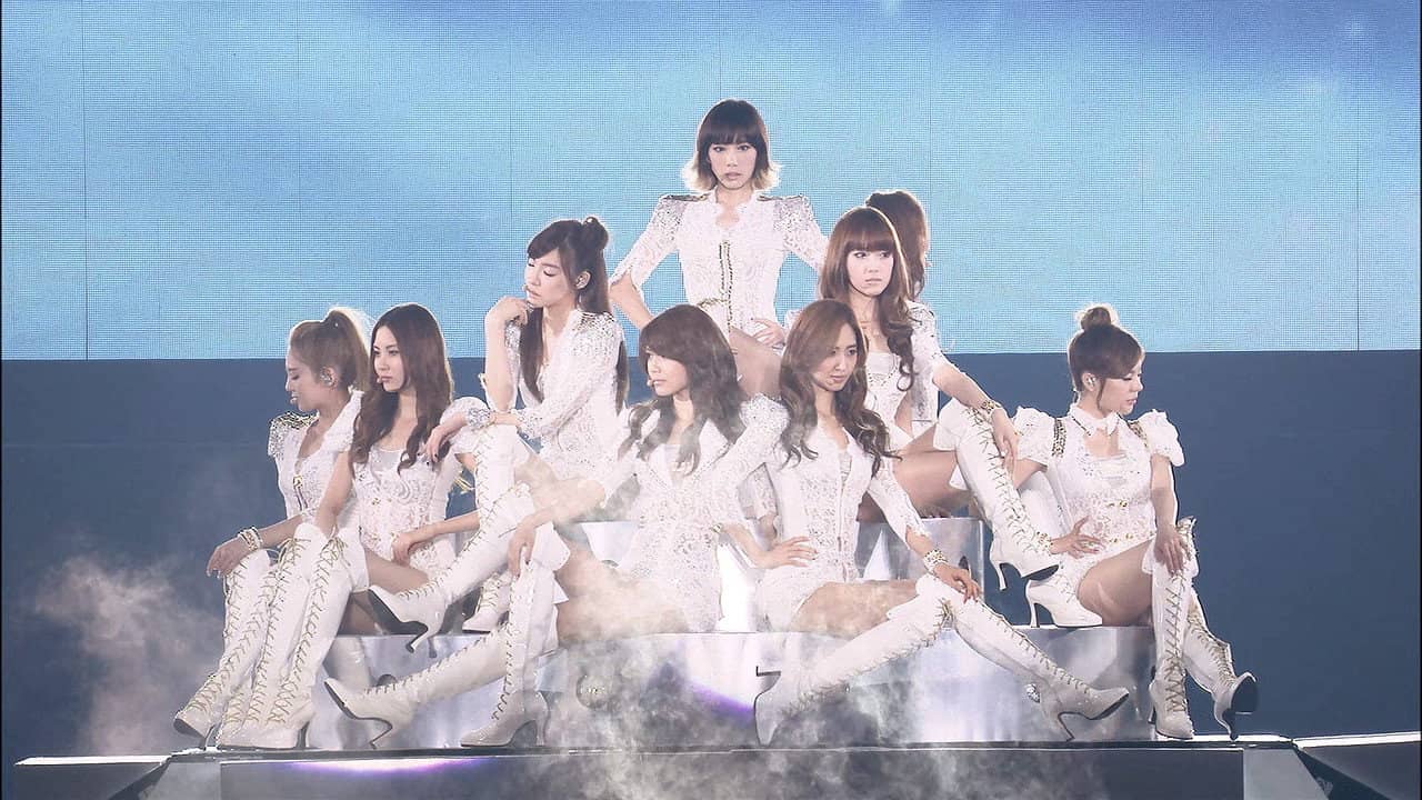Girls' Generation FIRST JAPAN TOUR backdrop