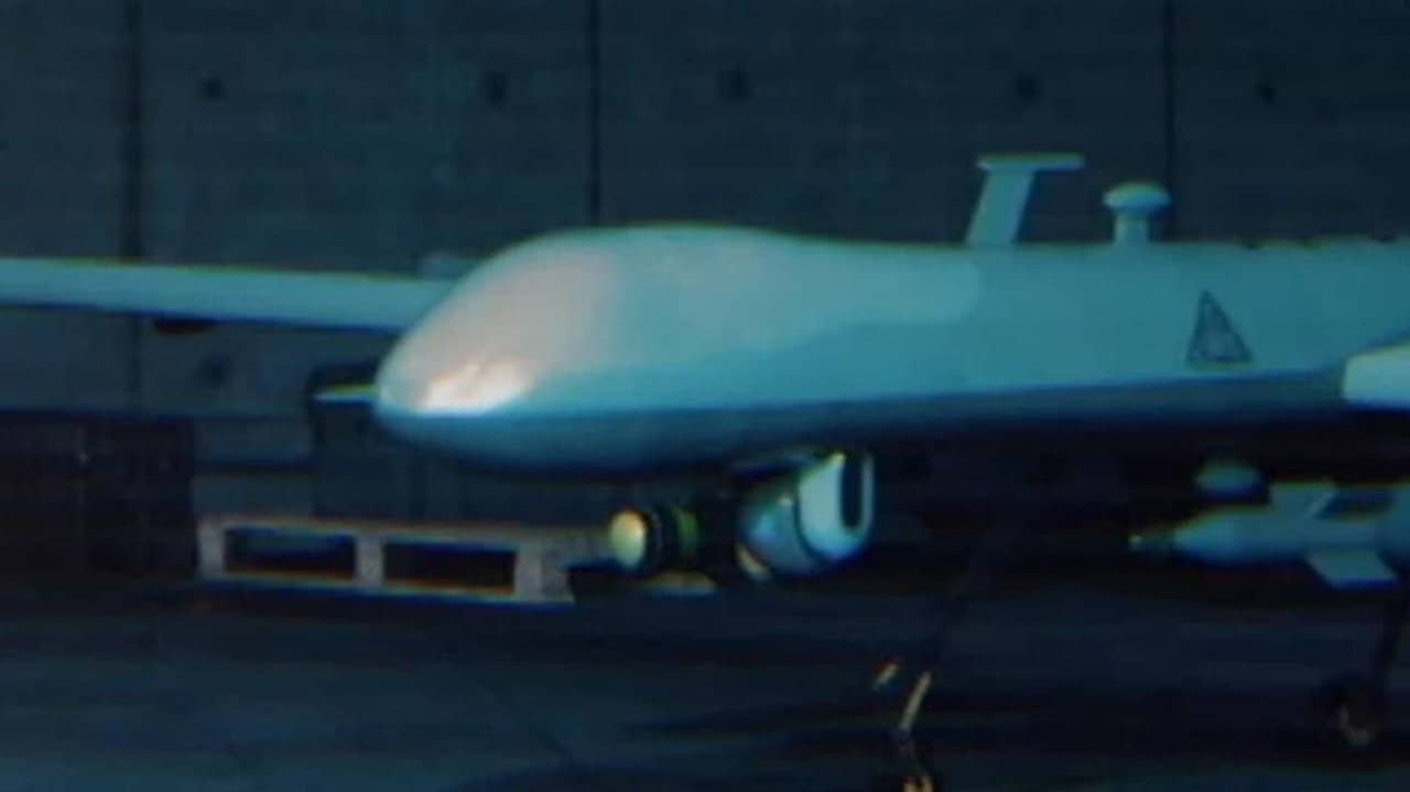 Modern Warfare 2.0: Spy Weapons Declassified backdrop