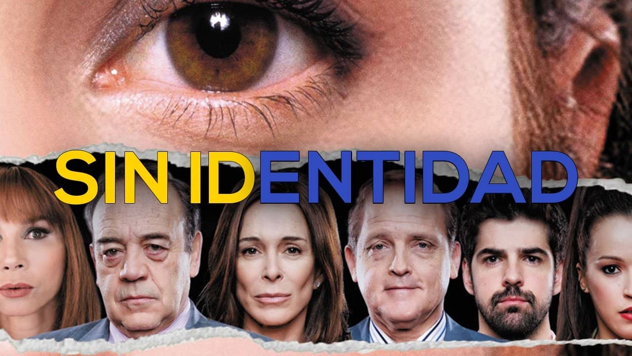 Sin identidad backdrop