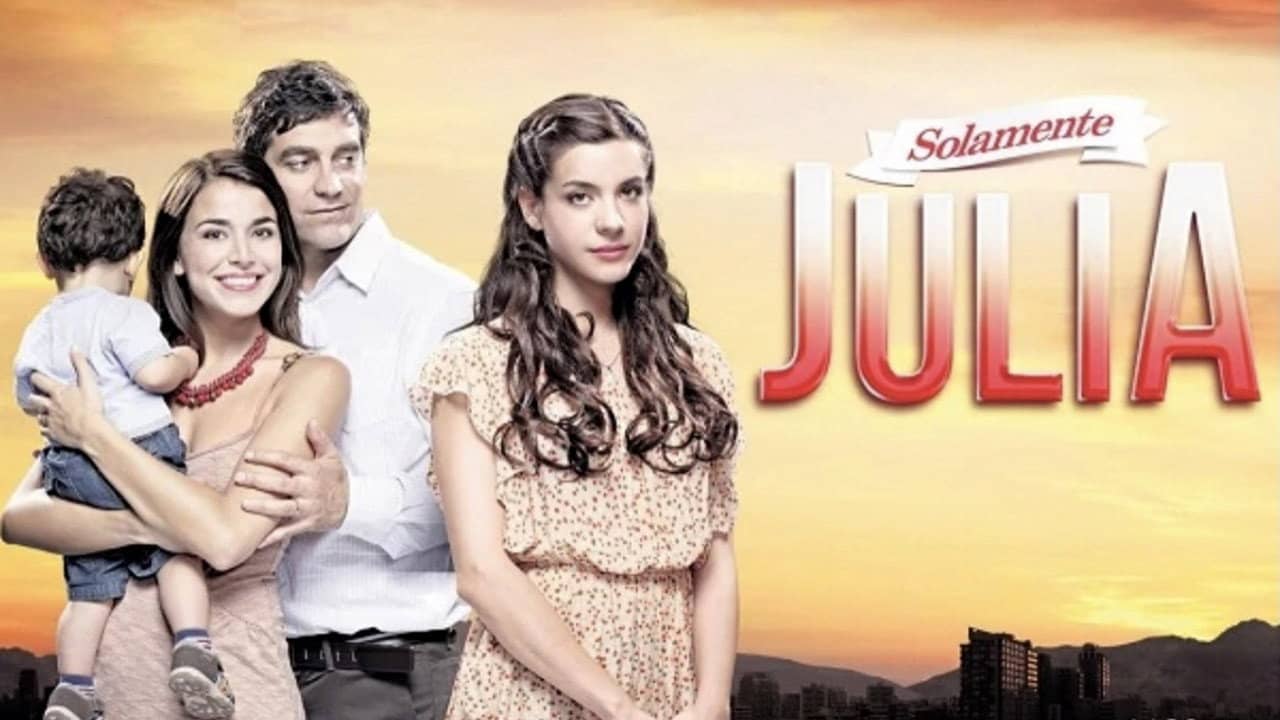 Solamente Julia backdrop