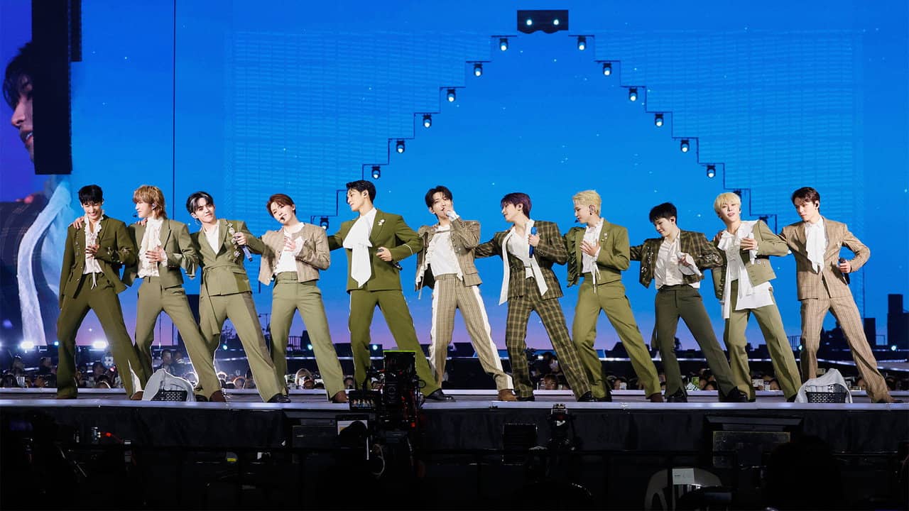 SEVENTEEN [RIGHT HERE] WORLD TOUR IN CINEMAS backdrop