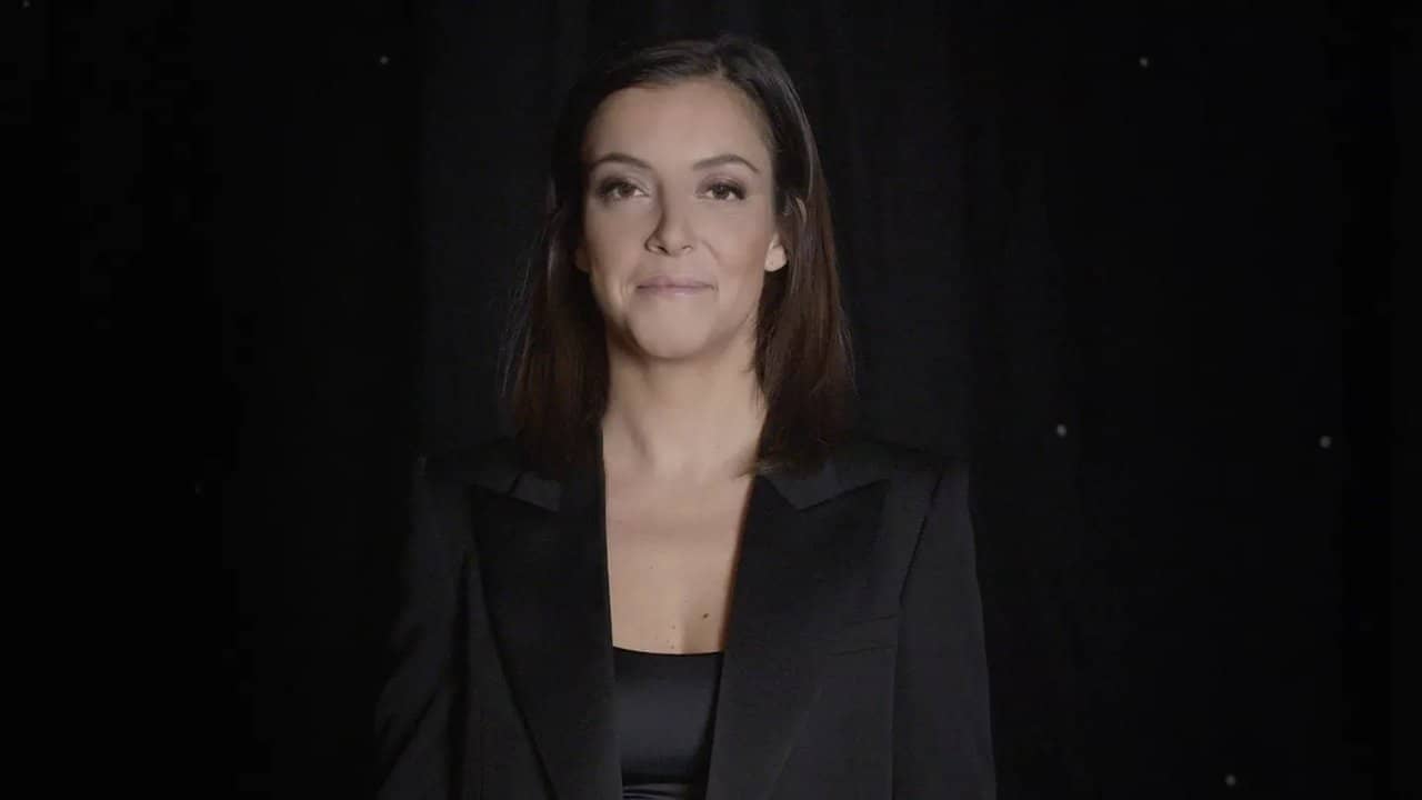 Camille Lellouche : authentique backdrop