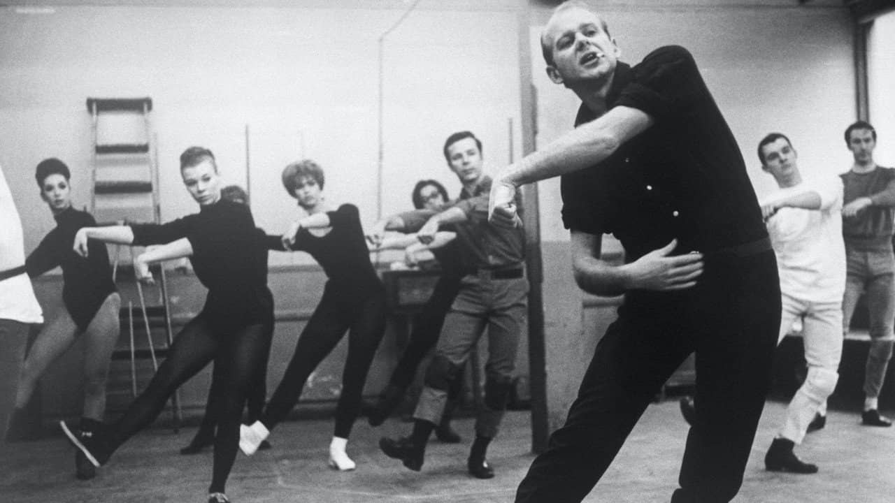 Fosse backdrop