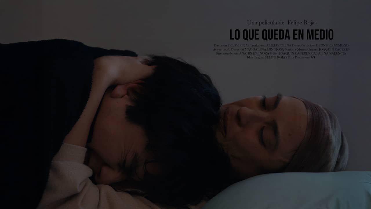 LO QUE QUEDA EN MEDIO backdrop