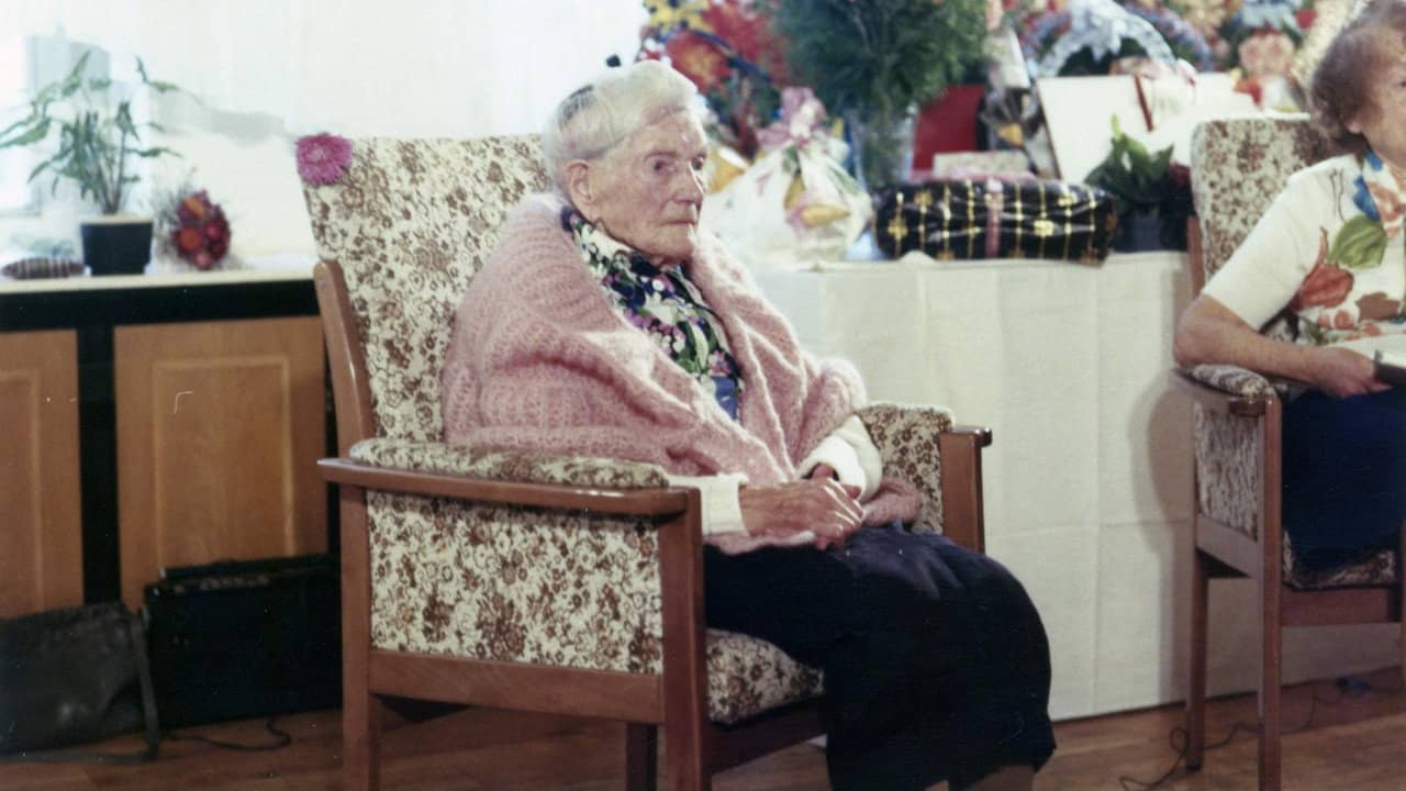 Die Älteste - Vermächtnis einer 108-Jährigen backdrop