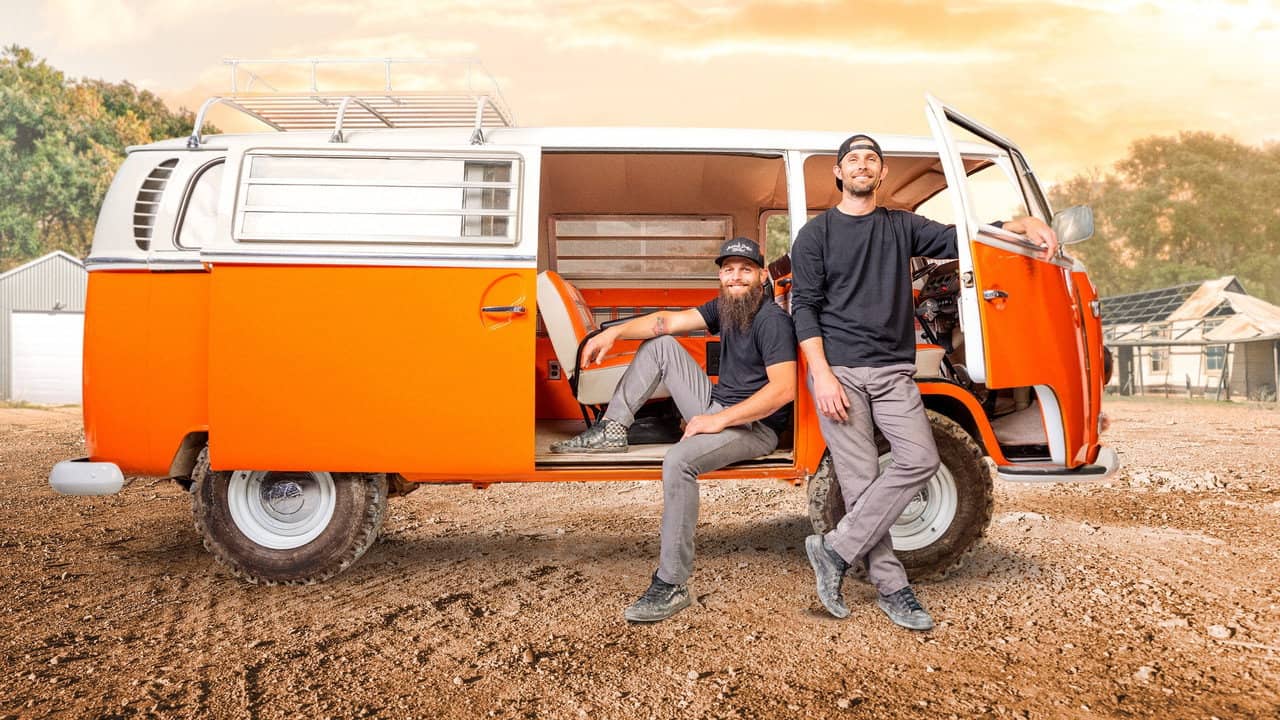 Holden Bros. Restos backdrop