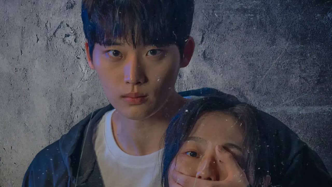 지하실에 그녀가 있다 backdrop
