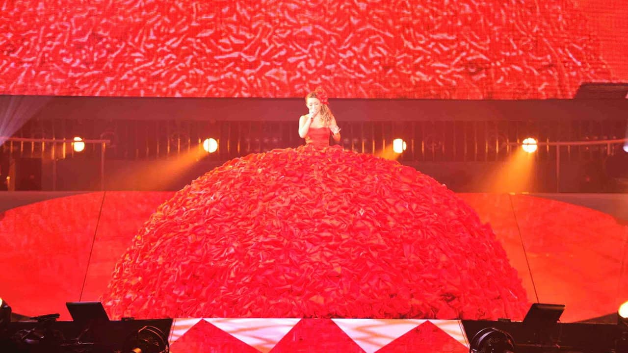 ayumi hamasaki PREMIUM SHOWCASE ～Feel the love～ backdrop