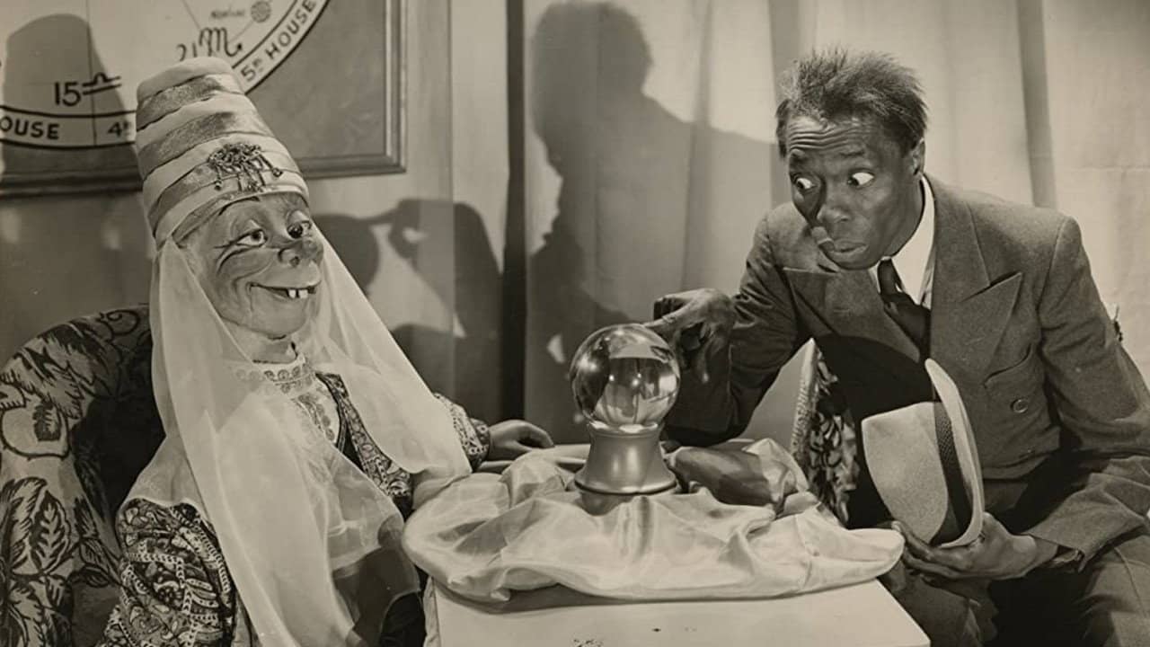 Charlie McCarthy, Detective backdrop