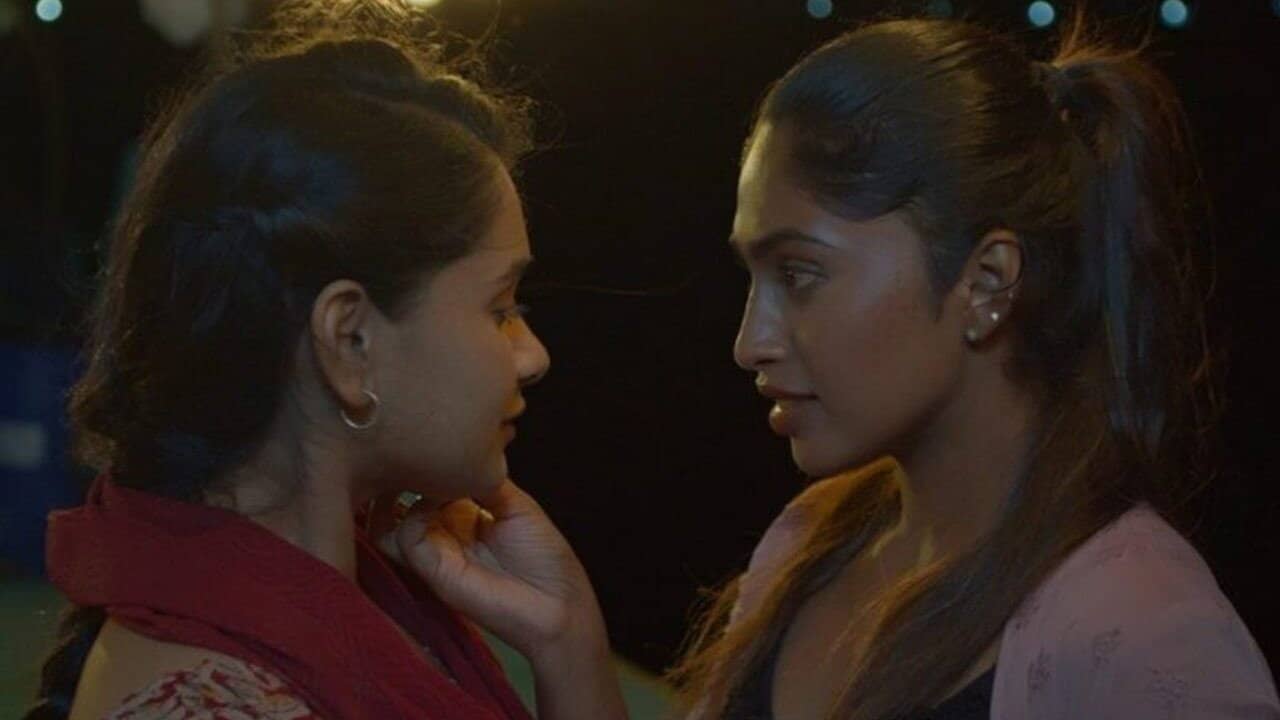 Vaazhvu Thodangumidam Neethanae backdrop