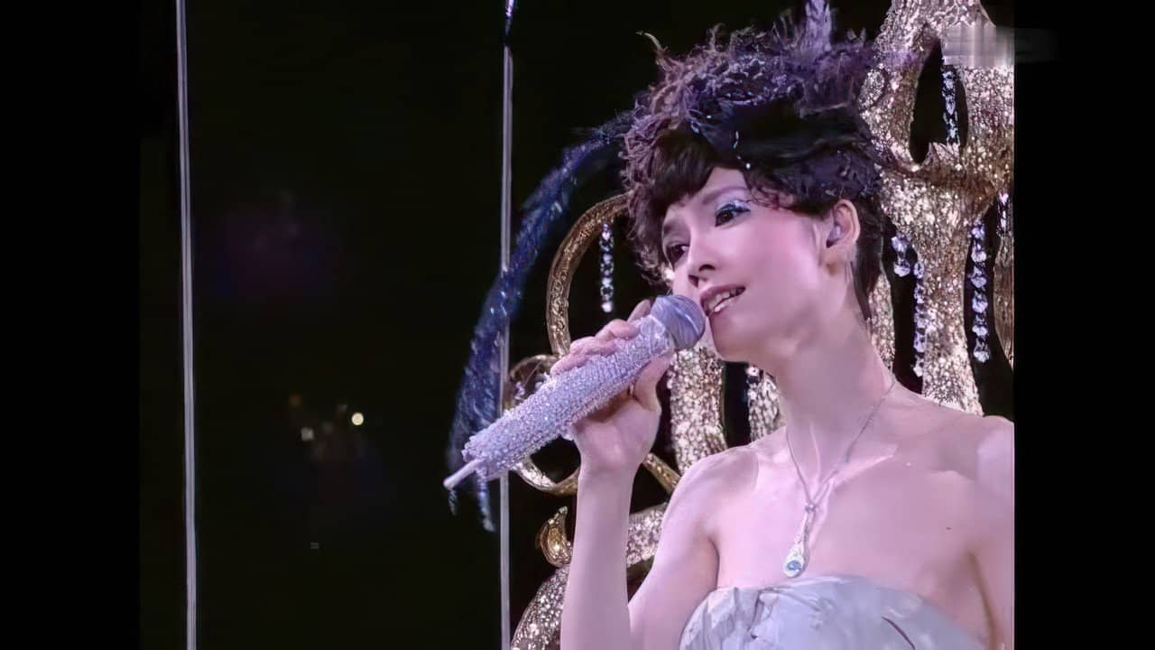 周慧敏 Back For Love 演唱会 backdrop