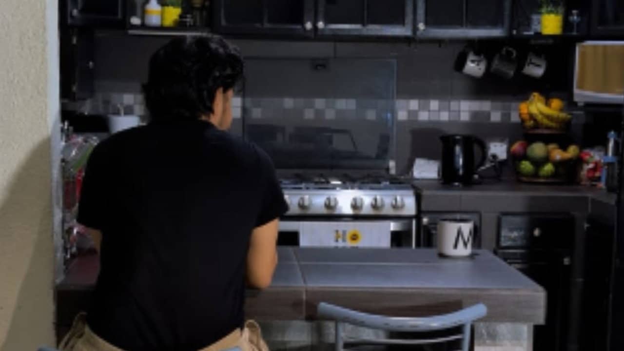 El Café backdrop