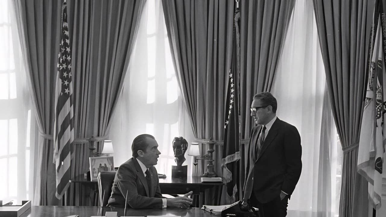 Kissinger backdrop