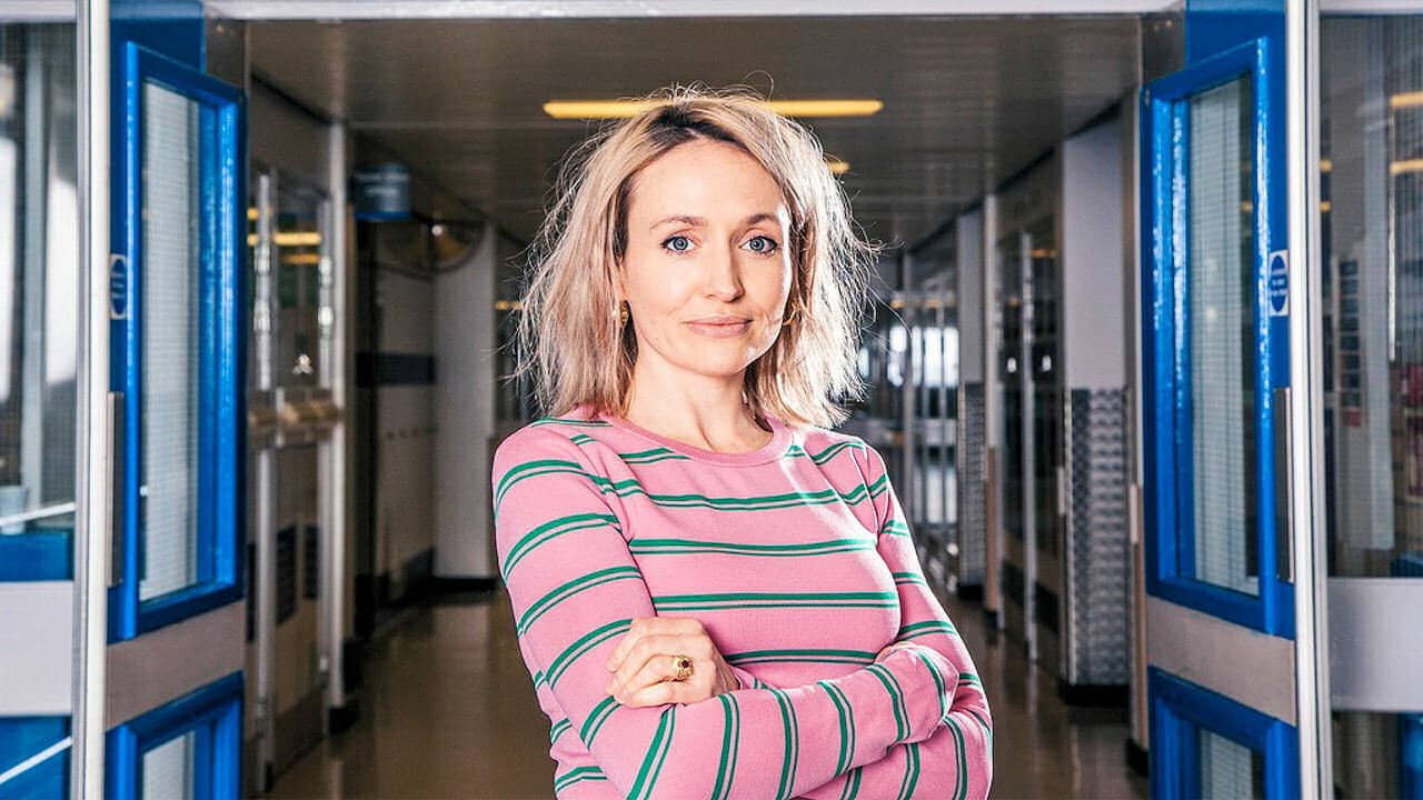 Food Unwrapped Investigates backdrop