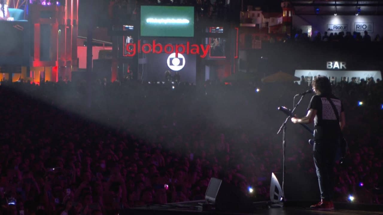 Foo Fighters: Rock In Rio backdrop
