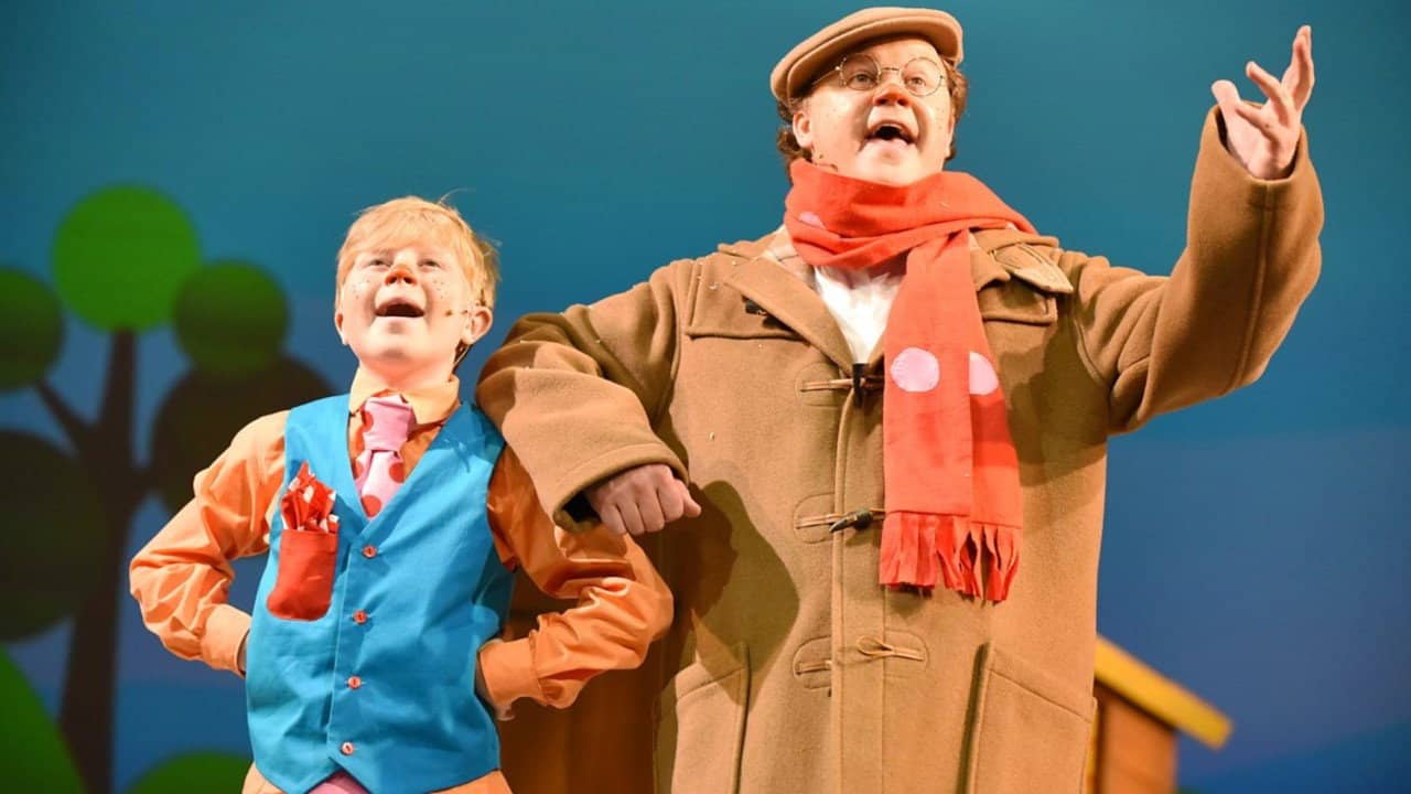 CBeebies Presents: The Tale of Mr Tumble backdrop